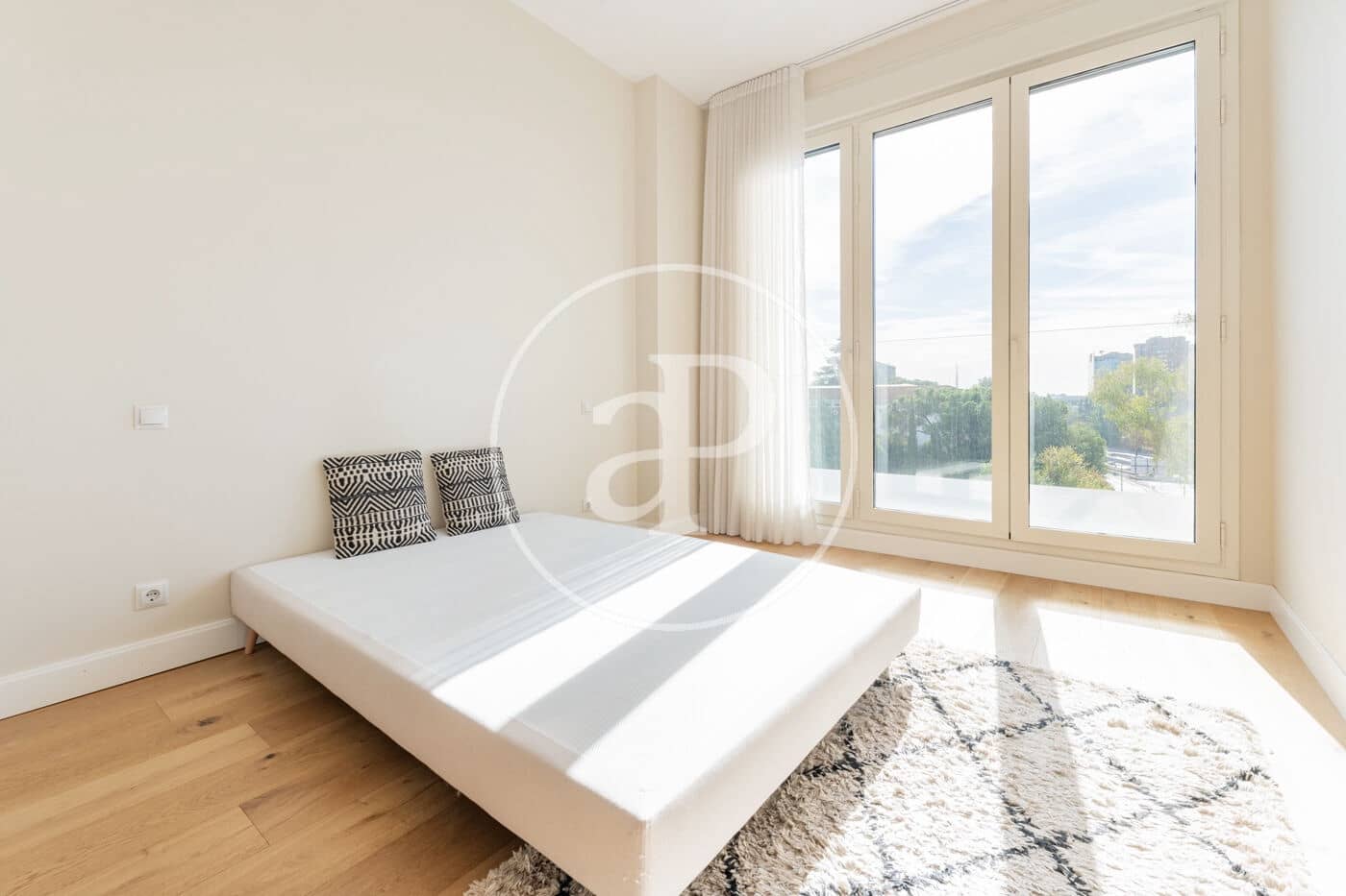 2 sypialnia Apartament na sprzedaż w Miasto Madryt z basenem - 799 000 € (Ref: 9353625)