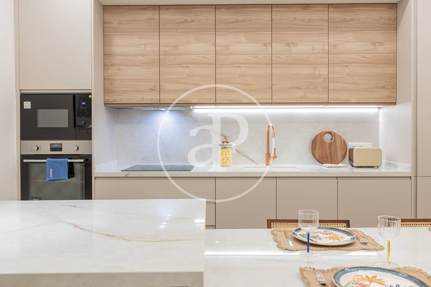 2 bedroom Apartment for sale in Madrid city - € 860,000 (Ref: 9353627)