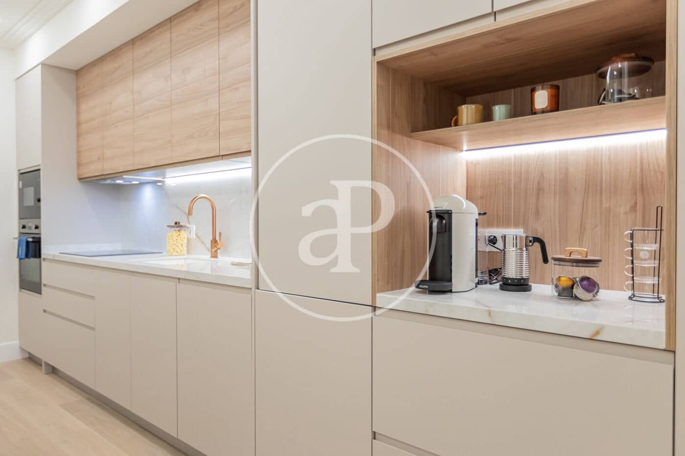 2 bedroom Apartment for sale in Madrid city - € 860,000 (Ref: 9353627)