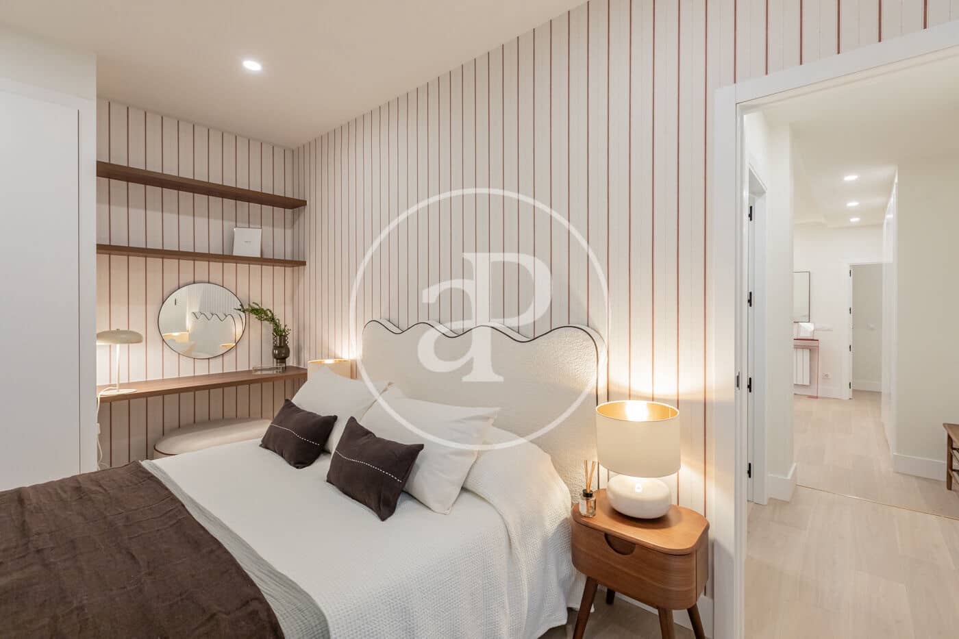 2 bedroom Apartment for sale in Madrid city - € 860,000 (Ref: 9353627)