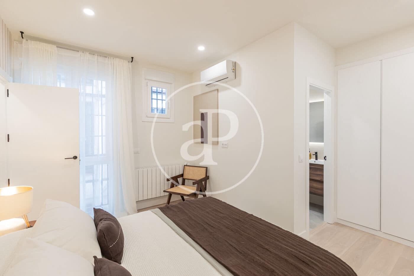 2 bedroom Apartment for sale in Madrid city - € 860,000 (Ref: 9353627)