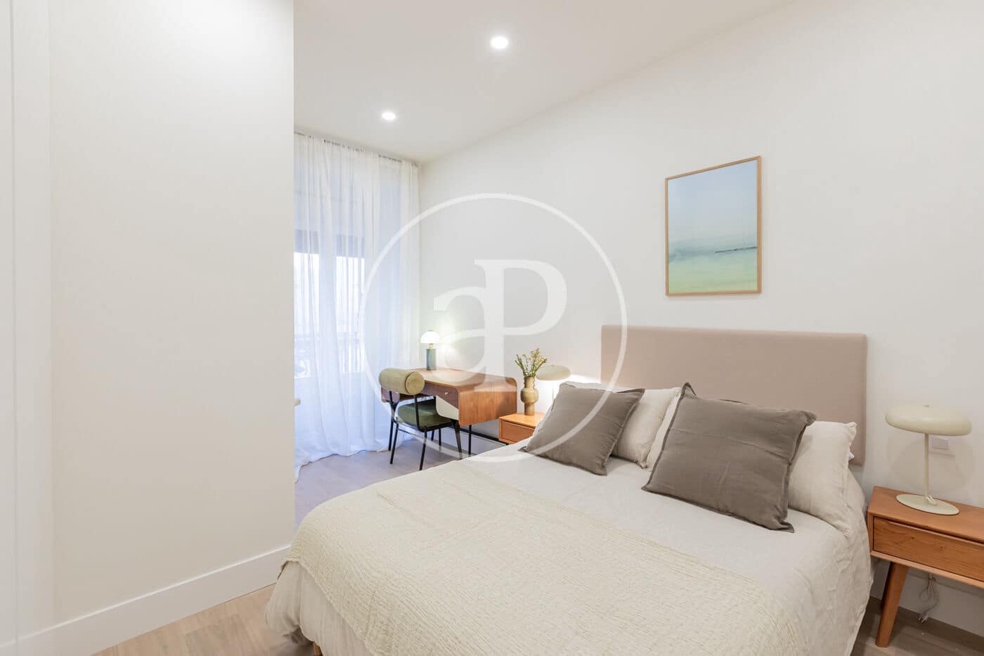 2 bedroom Apartment for sale in Madrid city - € 860,000 (Ref: 9353627)