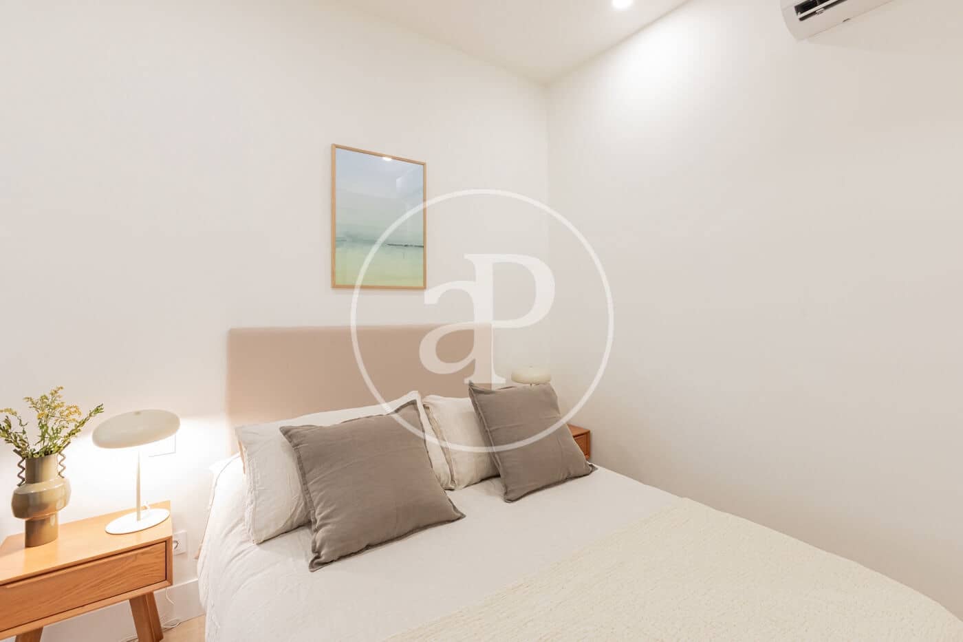 2 bedroom Apartment for sale in Madrid city - € 860,000 (Ref: 9353627)