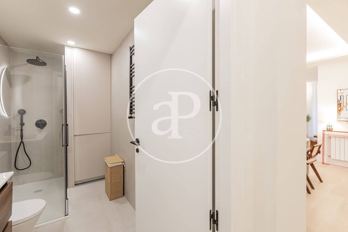 2 bedroom Apartment for sale in Madrid city - € 860,000 (Ref: 9353627)