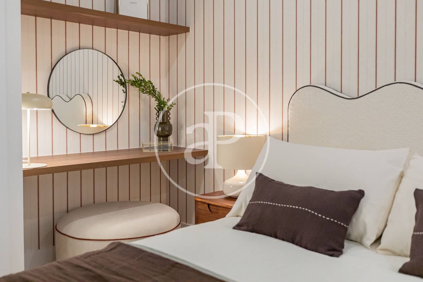 2 bedroom Apartment for sale in Madrid city - € 860,000 (Ref: 9353627)