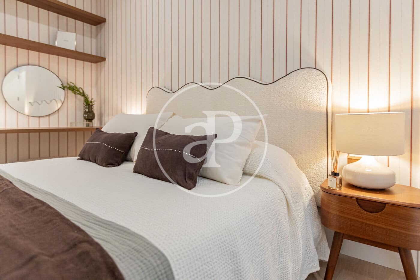 2 bedroom Apartment for sale in Madrid city - € 860,000 (Ref: 9353627)