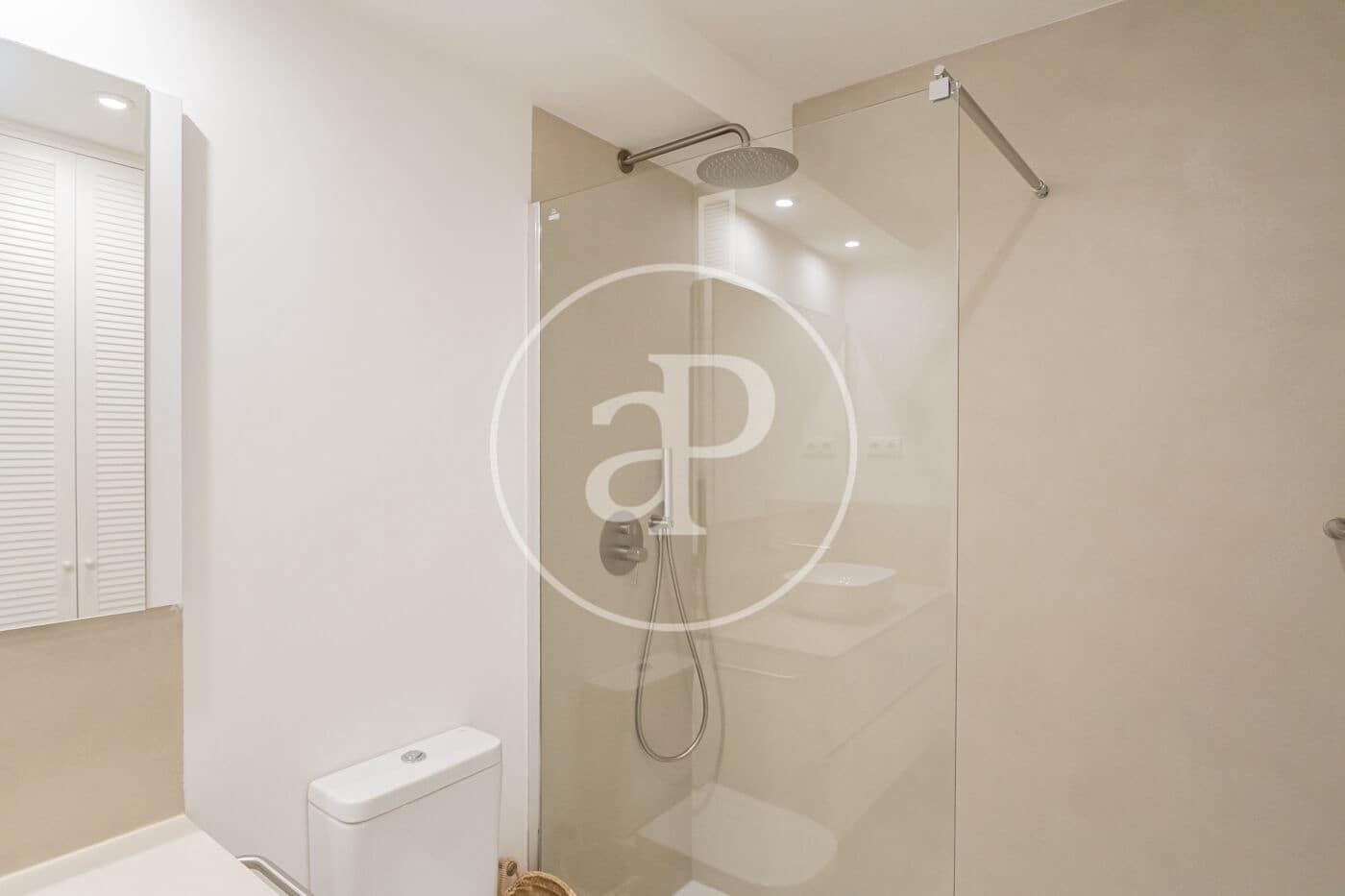 2 makuuhuone Huoneisto vuokrattavana paikassa Madrid kaupunki mukana uima-altaan - 2 000 € (Ref: 9355854)