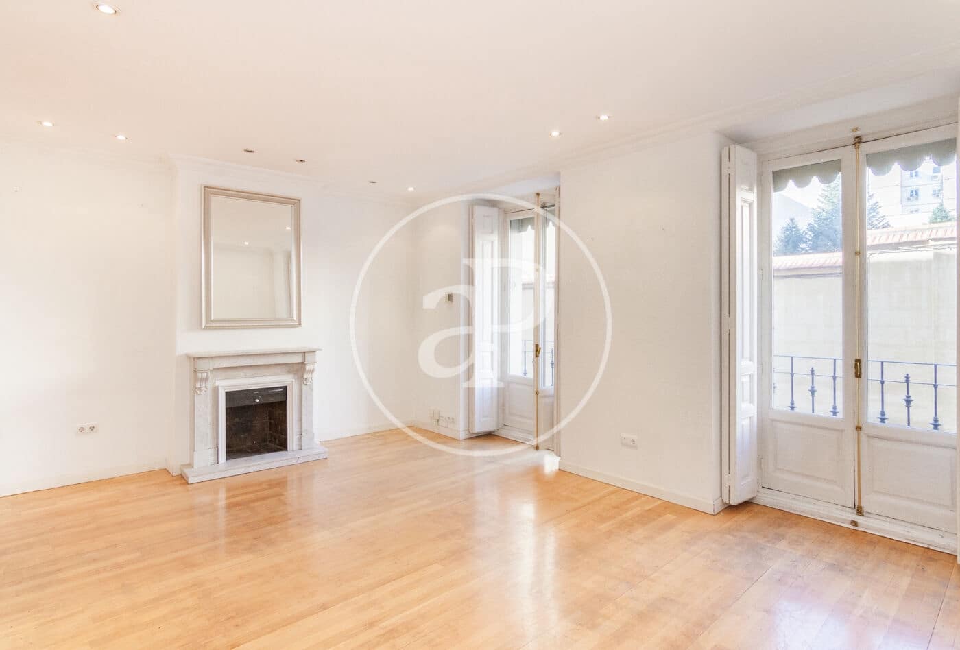 2 sypialnia Apartament na sprzedaż w Miasto Madryt - 1 000 000 € (Ref: 9355855)