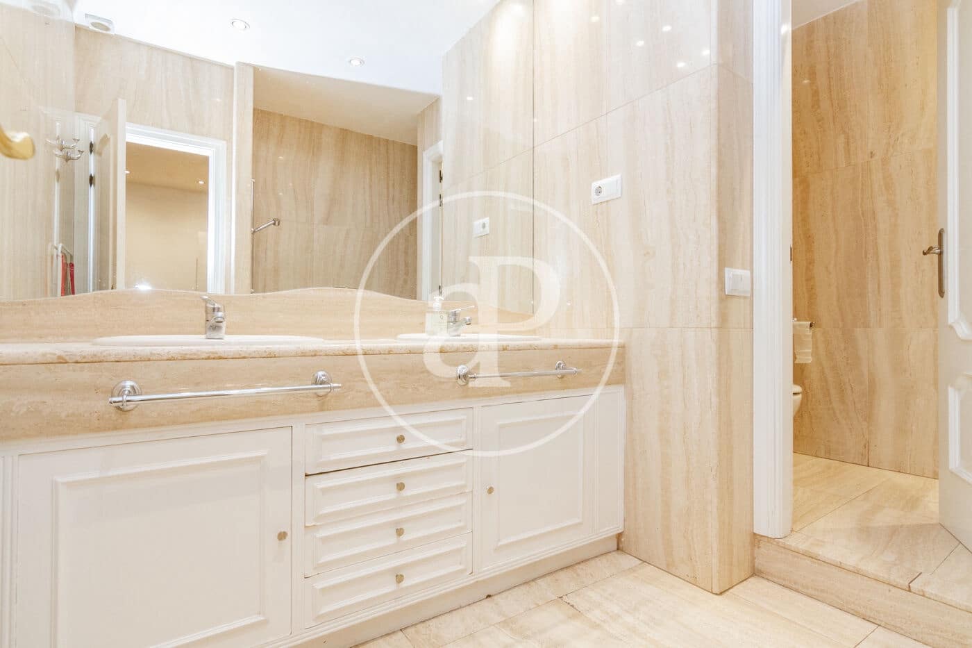 2 sypialnia Apartament na sprzedaż w Miasto Madryt - 1 000 000 € (Ref: 9355855)