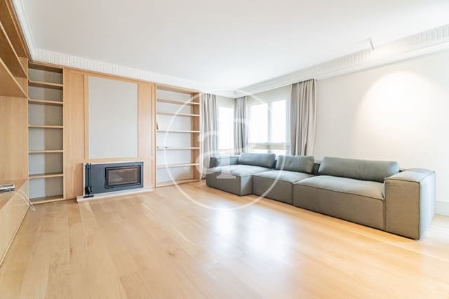 3 soveværelse Lejlighed til salg i Cuatro Caminos, Madrid by - € 2.500.000 (Ref: 9359600)