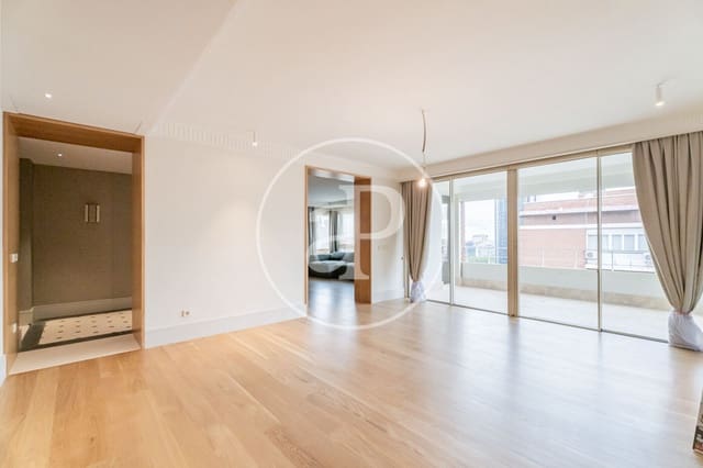 3 soveværelse Lejlighed til salg i Cuatro Caminos, Madrid by - € 2.500.000 (Ref: 9359600)