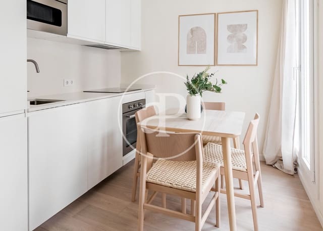 3 soverom Leilighet til leie i Delicias, Madrid by - € 1 995 (Ref: 9359601)