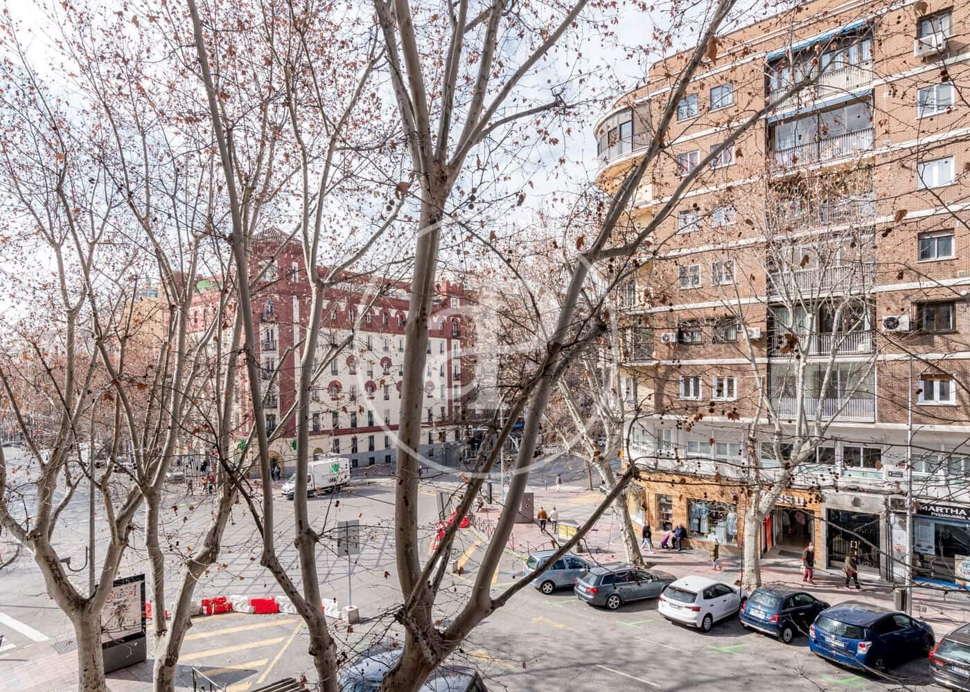 3 soverom Leilighet til leie i Madrid by - € 1 995 (Ref: 9359601)