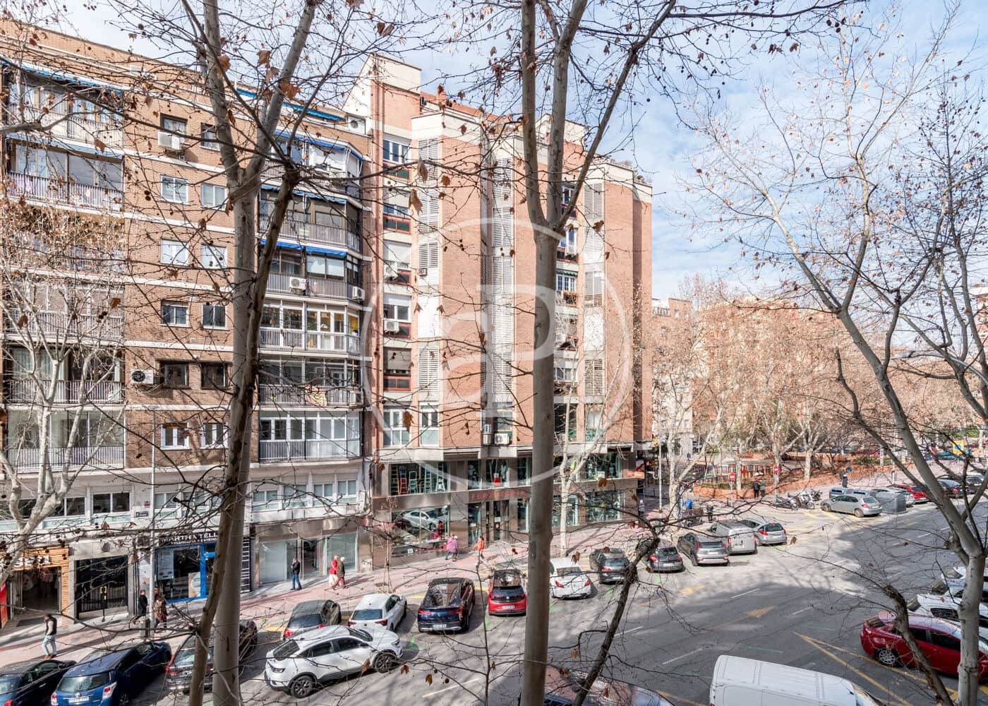 3 soverom Leilighet til leie i Madrid by - € 1 995 (Ref: 9359601)