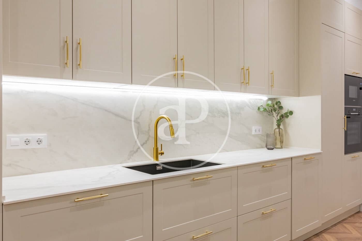 Apartamento de 3 habitaciones en Madrid ciudad en venta - 1.595.000 € (Ref: 9362642)