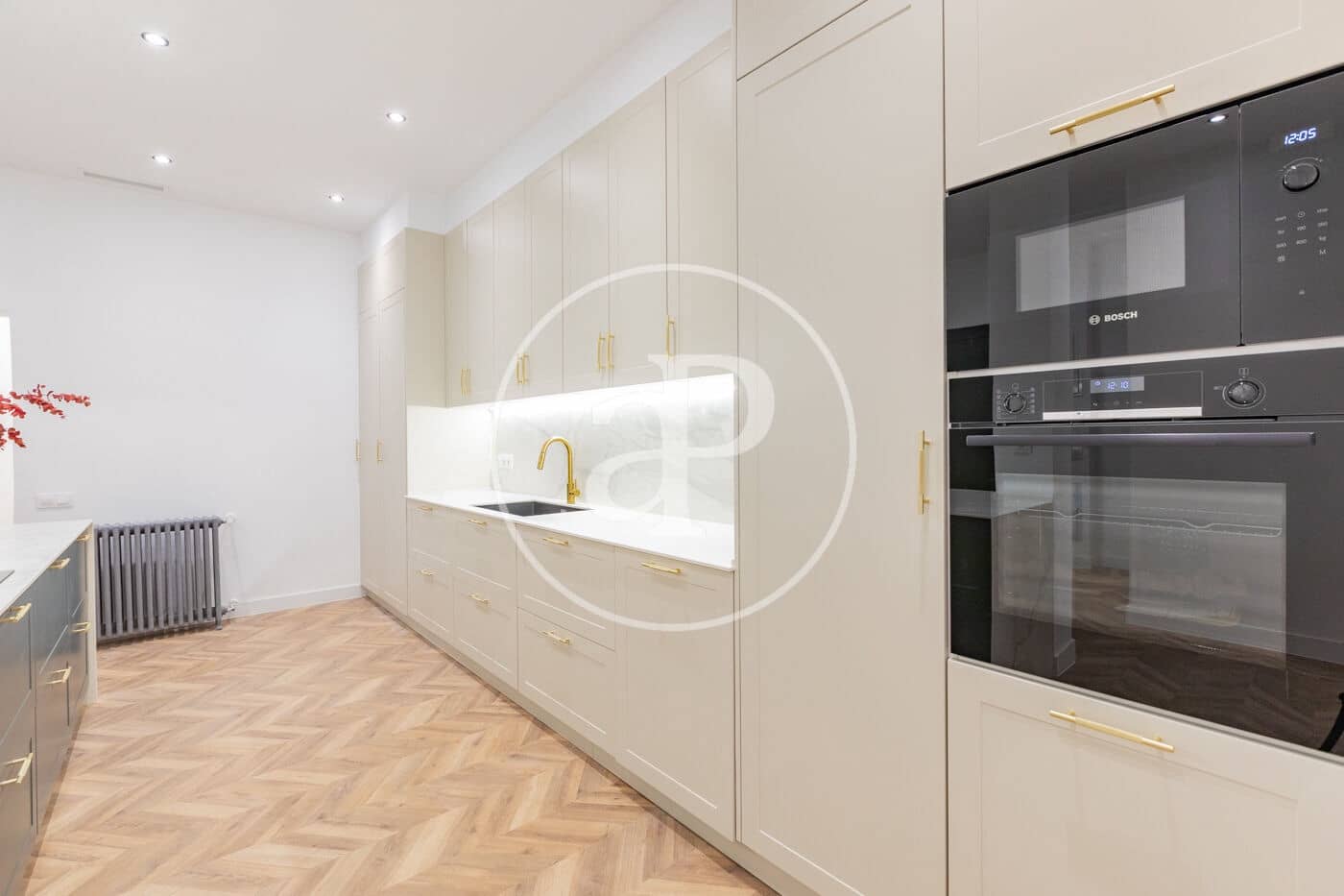 Apartamento de 3 habitaciones en Madrid ciudad en venta - 1.595.000 € (Ref: 9362642)