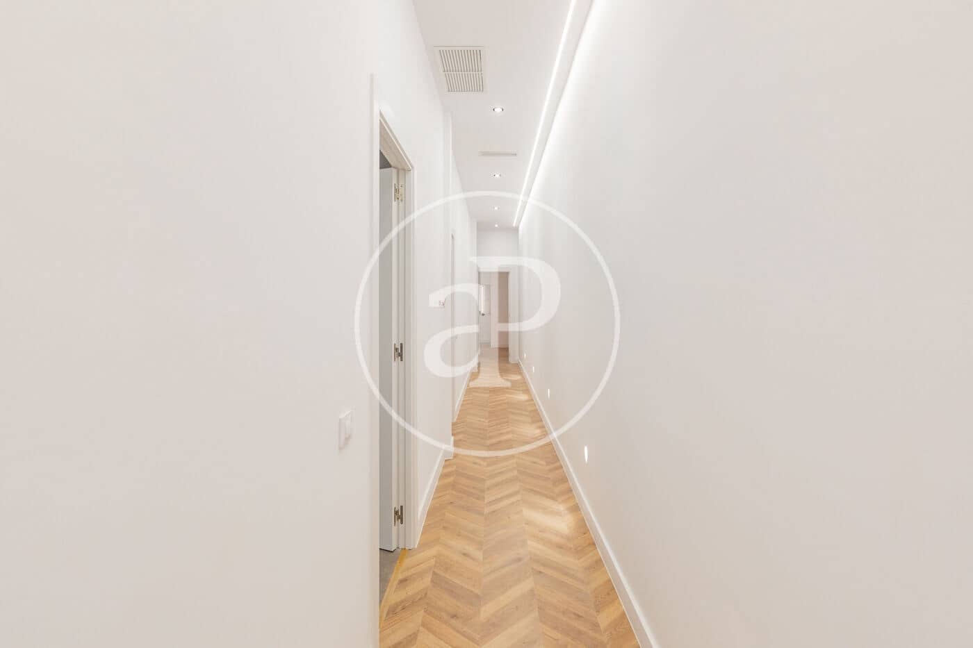 Apartamento de 3 habitaciones en Madrid ciudad en venta - 1.595.000 € (Ref: 9362642)