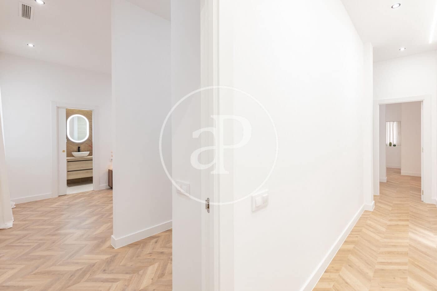 Apartamento de 3 habitaciones en Madrid ciudad en venta - 1.595.000 € (Ref: 9362642)