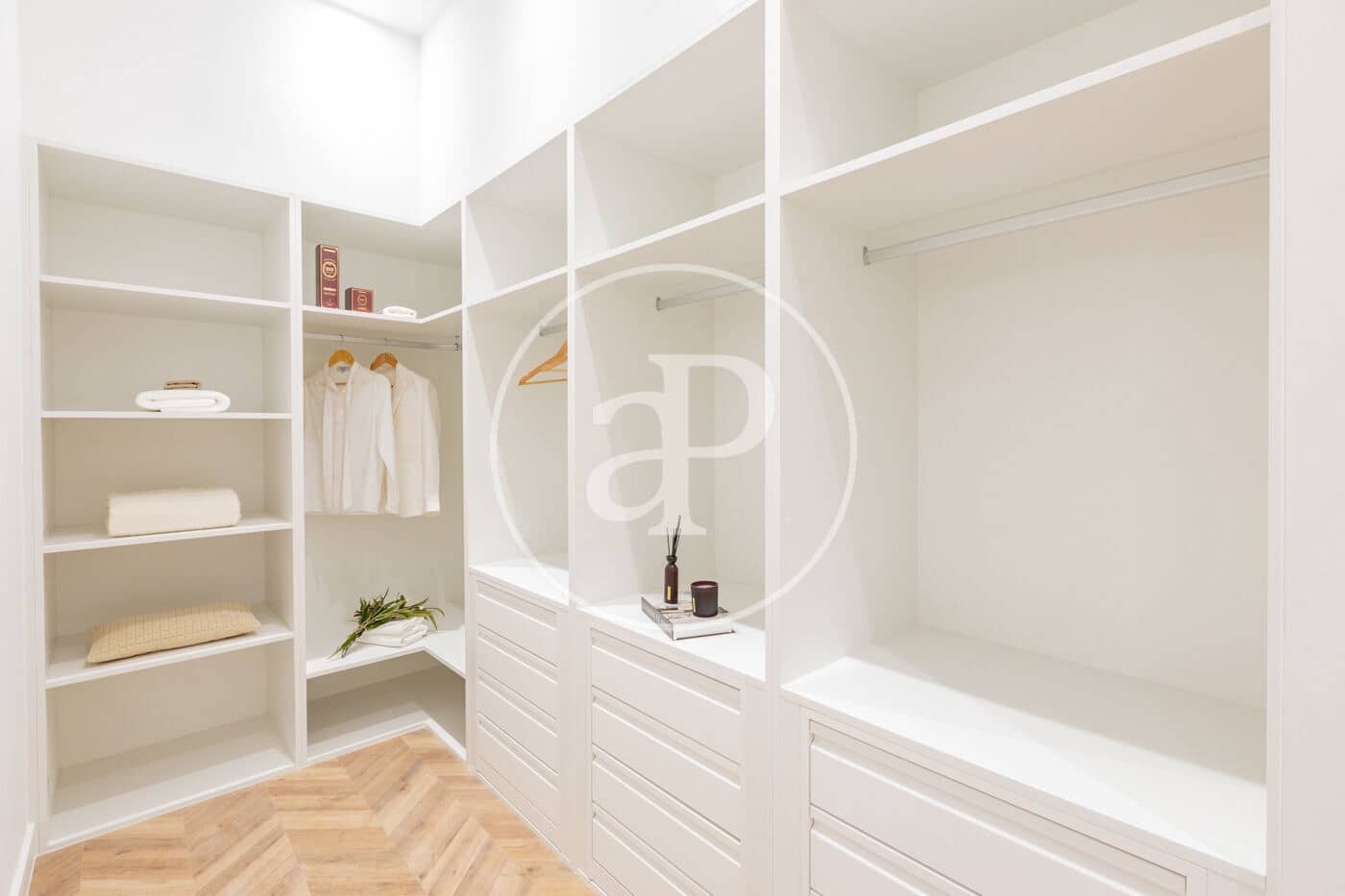Apartamento de 3 habitaciones en Madrid ciudad en venta - 1.595.000 € (Ref: 9362642)