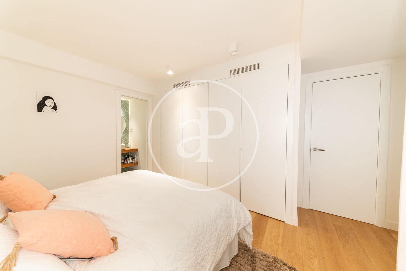 2 quarto Apartamento para arrendar em Madrid cidade - 3 100 € (Ref: 9362643)