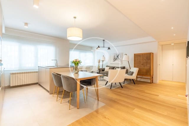 2 quarto Apartamento para arrendar em El Viso, Madrid cidade - 3 100 € (Ref: 9362643)