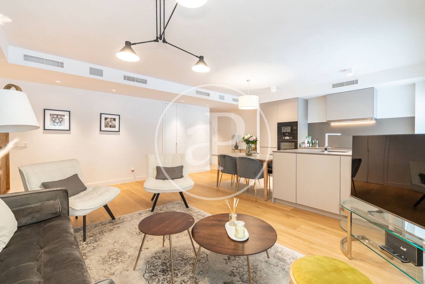 2 quarto Apartamento para arrendar em Madrid cidade - 3 100 € (Ref: 9362643)