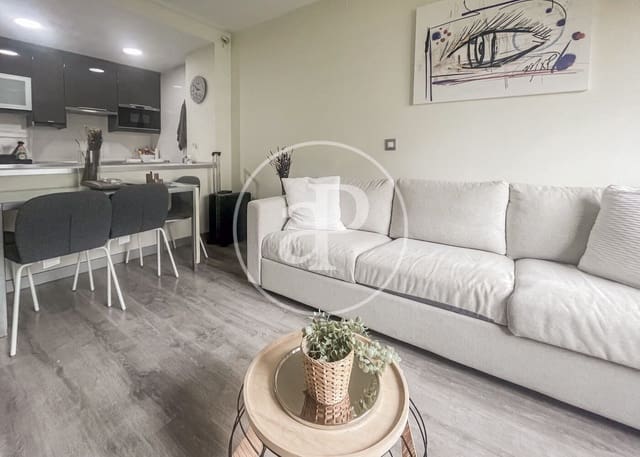 2 quarto Apartamento para arrendar em Castellana, Madrid cidade - 2 000 € (Ref: 9362646)