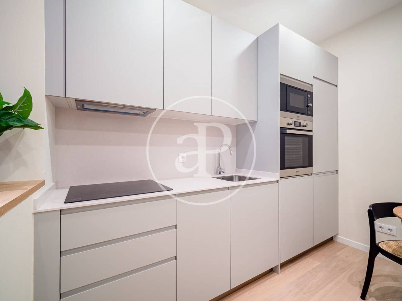 2 soverom Leilighet til leie i Madrid by - € 1 550 (Ref: 9362647)