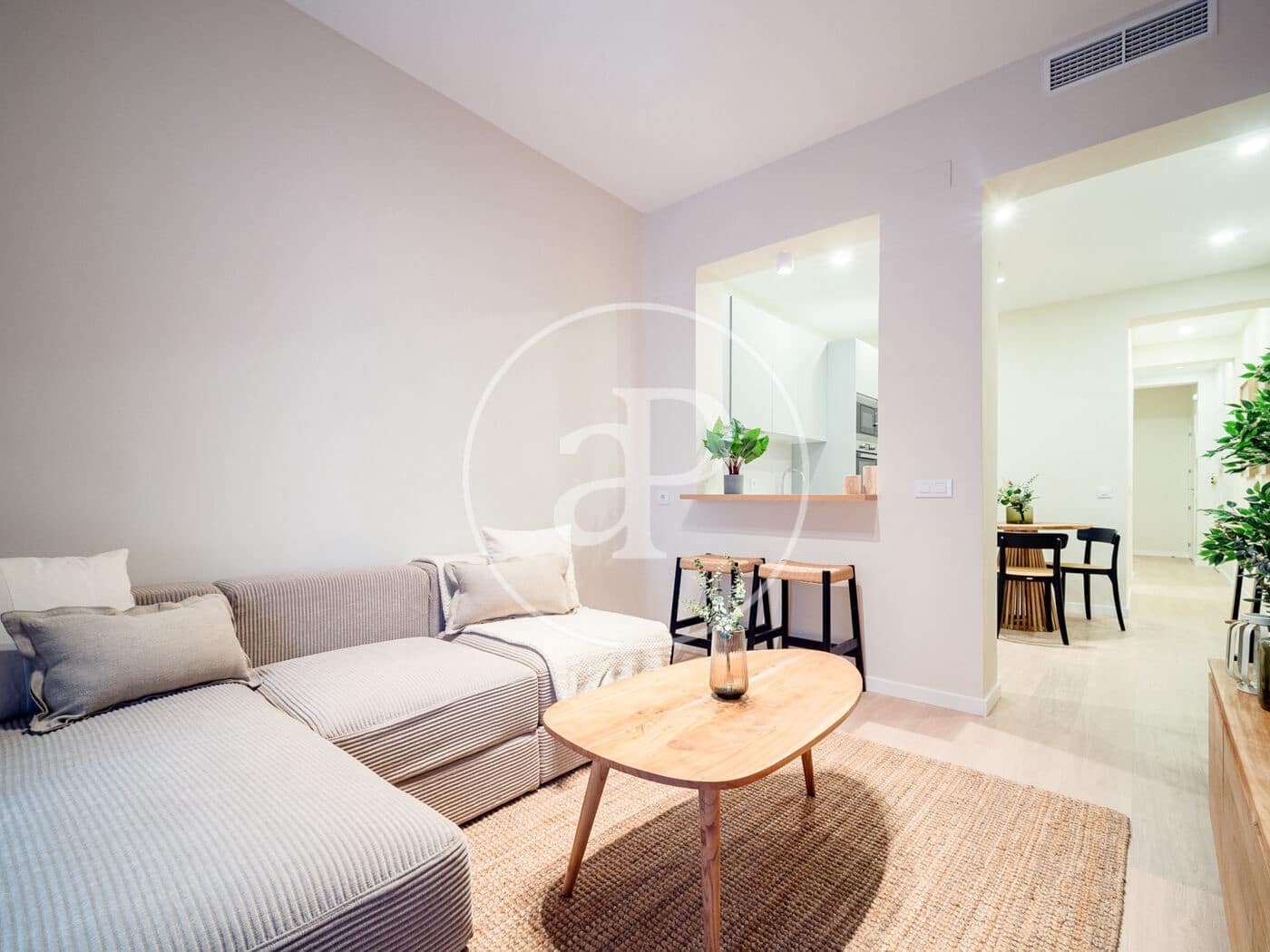 2 soverom Leilighet til leie i Madrid by - € 1 550 (Ref: 9362647)