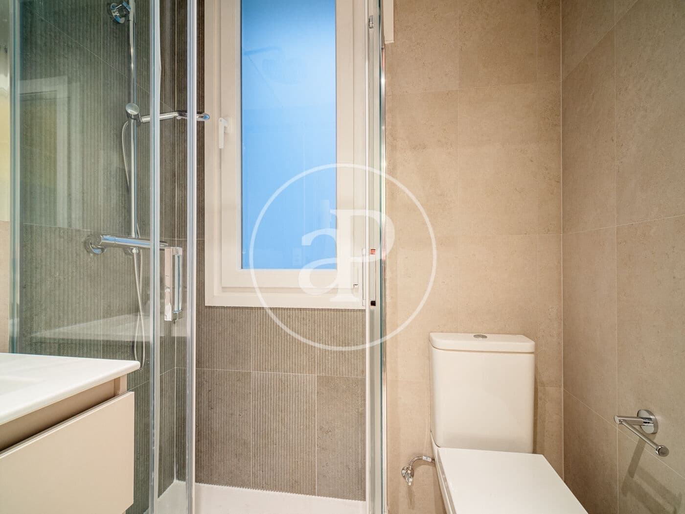 2 soverom Leilighet til leie i Madrid by - € 1 550 (Ref: 9362647)