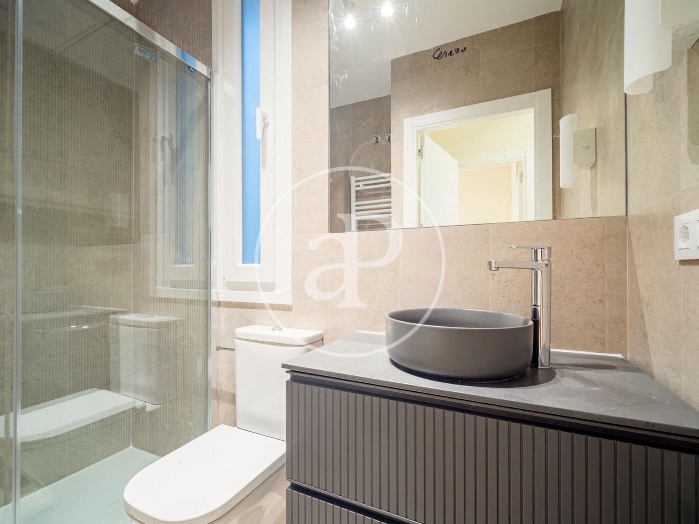 2 soverom Leilighet til leie i Madrid by - € 1 550 (Ref: 9362647)