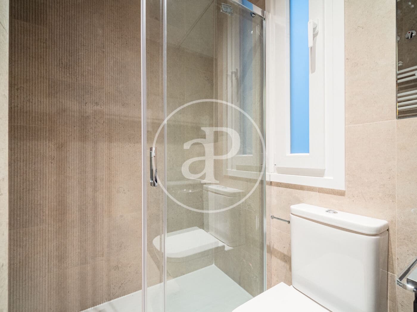 2 soverom Leilighet til leie i Madrid by - € 1 550 (Ref: 9362647)