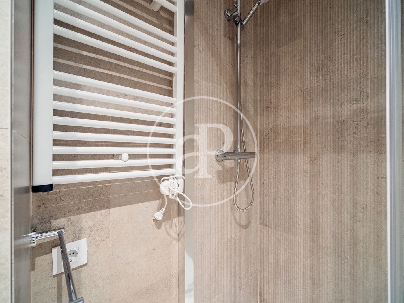 2 soverom Leilighet til leie i Madrid by - € 1 550 (Ref: 9362647)