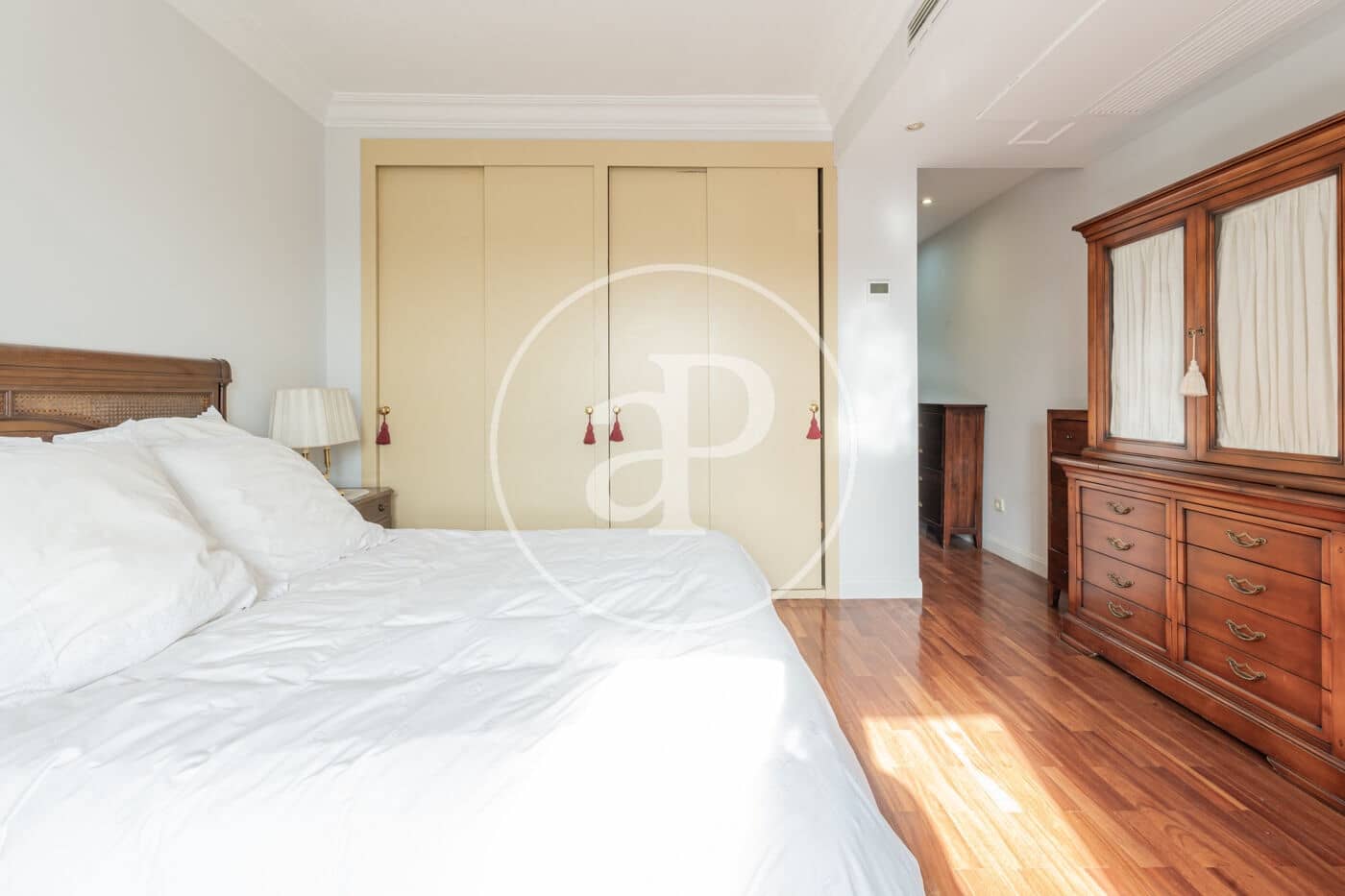 4 soveværelse Lejlighed til salg i Madrid by - € 2.060.000 (Ref: 9362648)