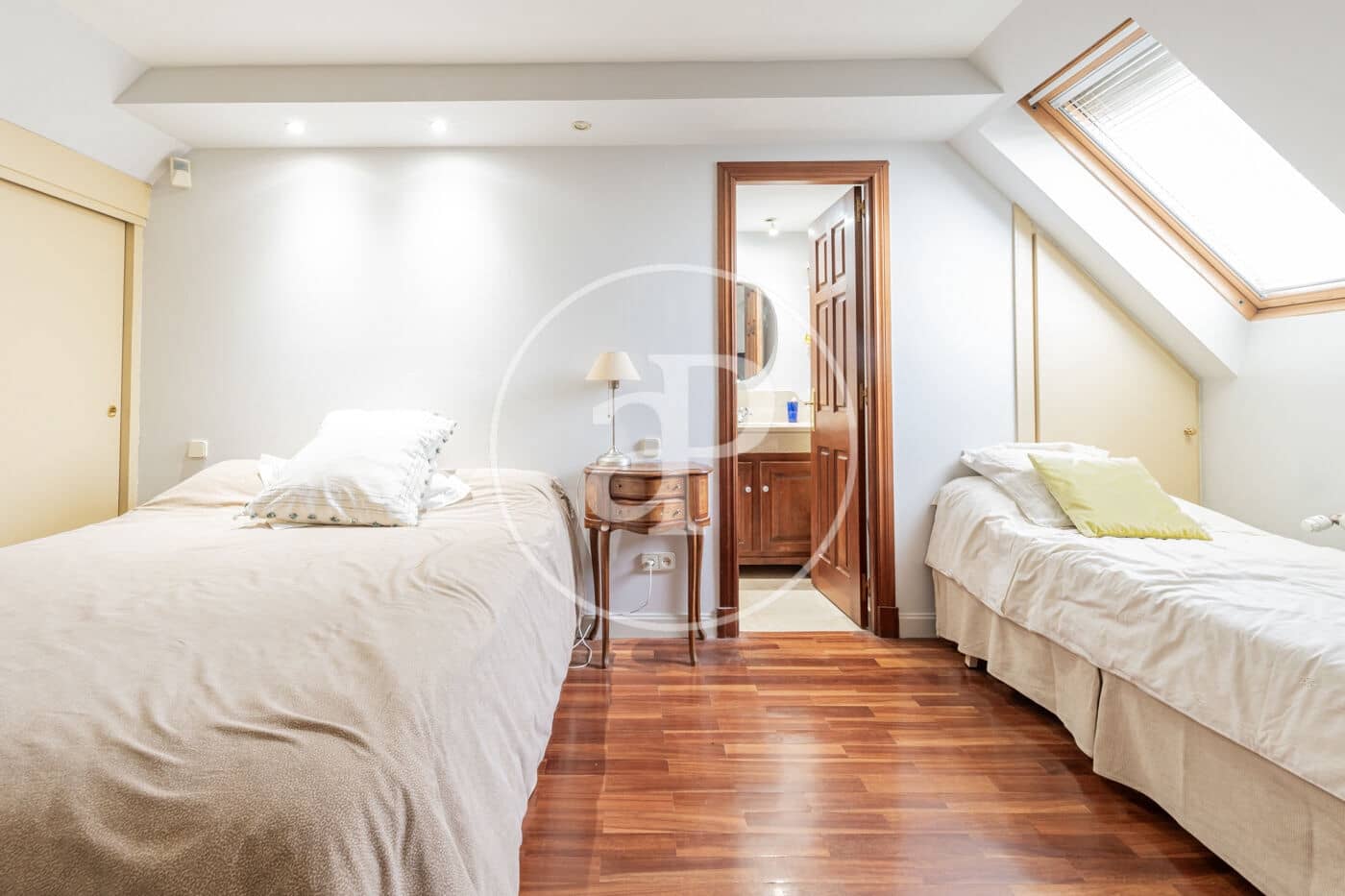 4 soveværelse Lejlighed til salg i Madrid by - € 2.060.000 (Ref: 9362648)