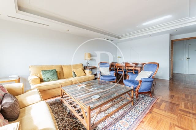 4 soveværelse Lejlighed til salg i Rios Rosas, Madrid by - € 2.060.000 (Ref: 9362648)