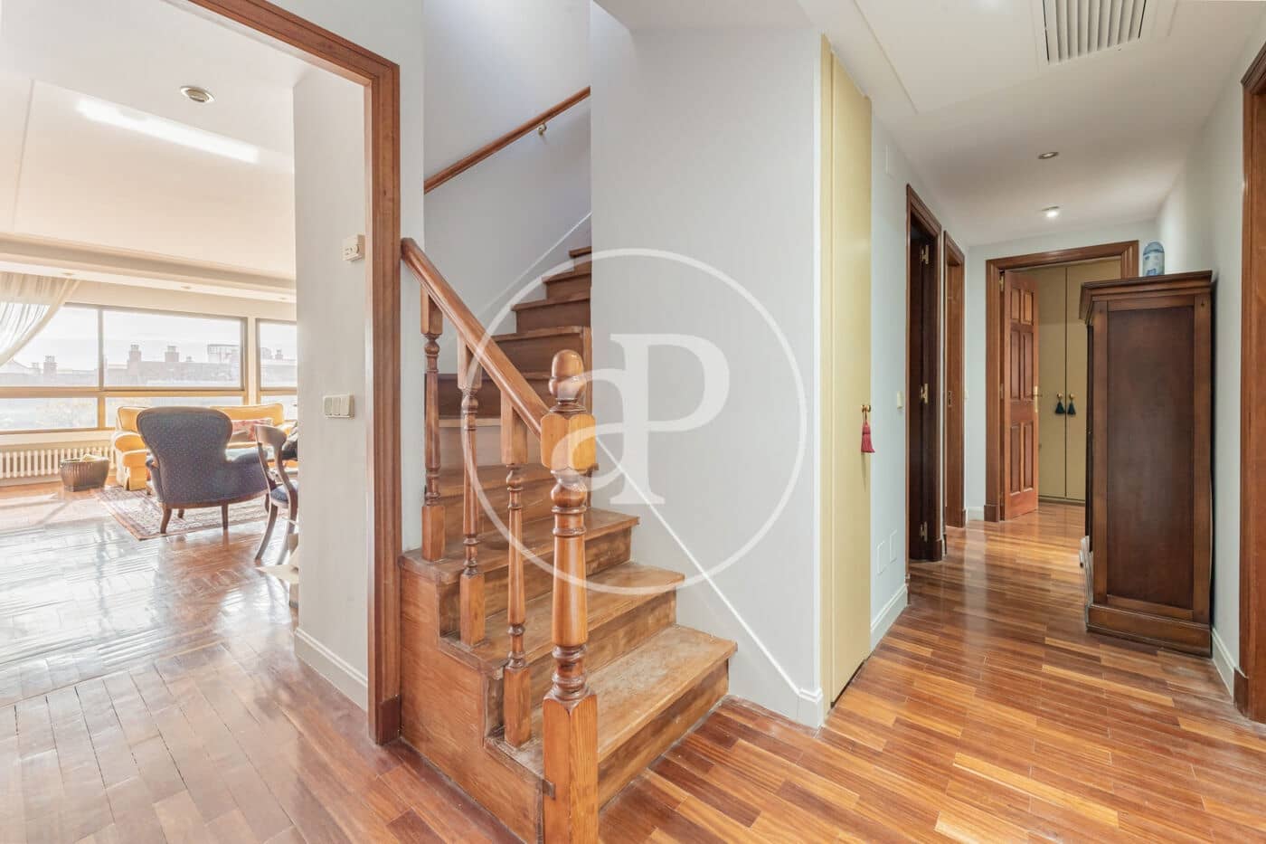 4 soveværelse Lejlighed til salg i Madrid by - € 2.060.000 (Ref: 9362648)