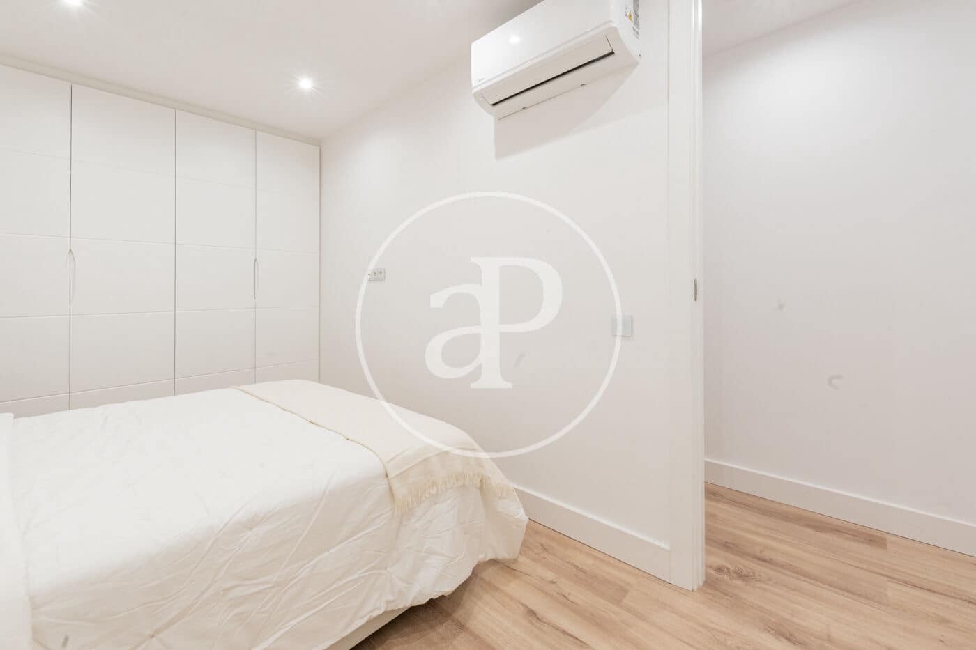 2 sovrum Lägenhet till salu i Madrid stad - 965 000 € (Ref: 9367515)