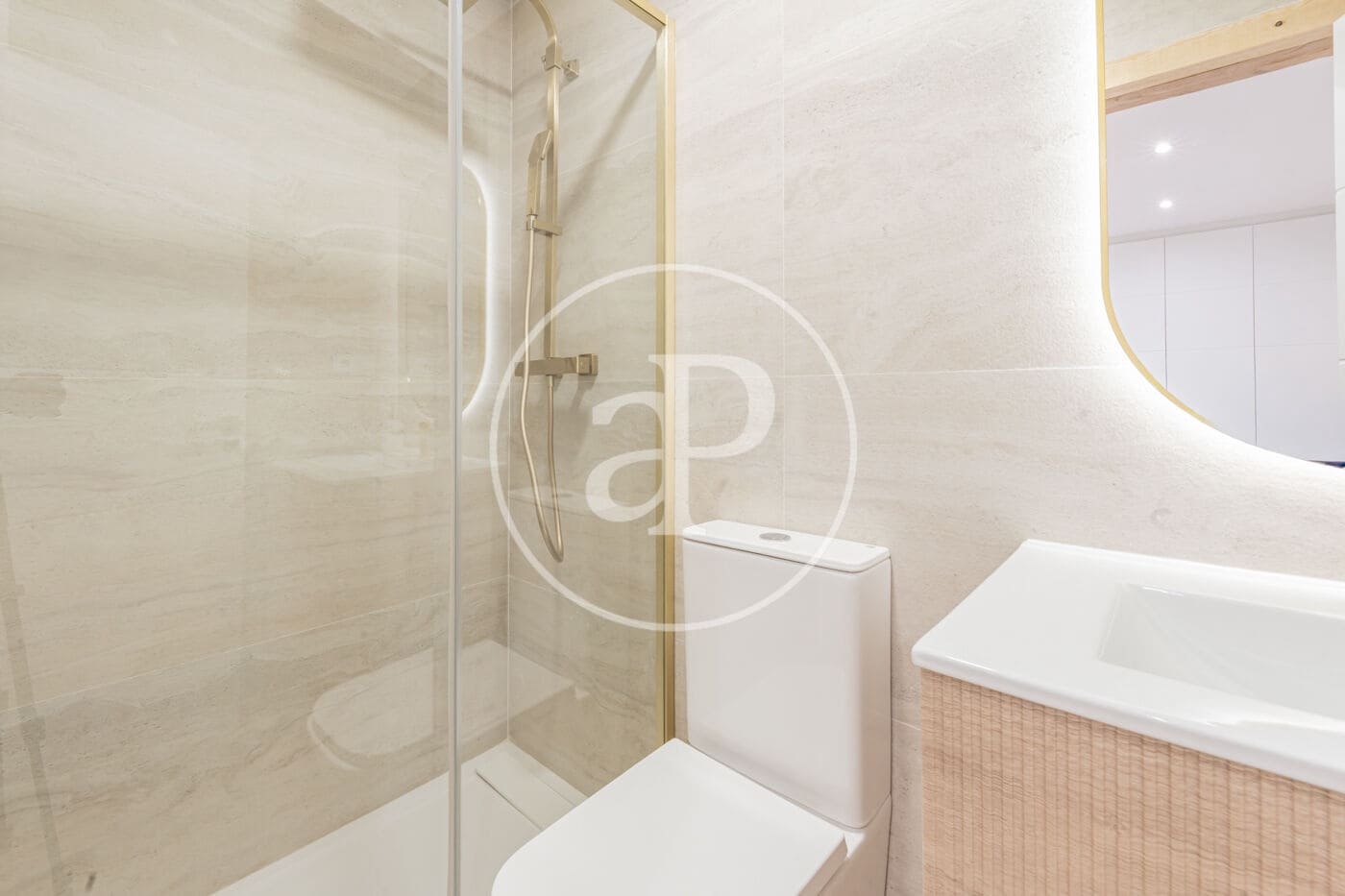 2 sovrum Lägenhet till salu i Madrid stad - 965 000 € (Ref: 9367515)