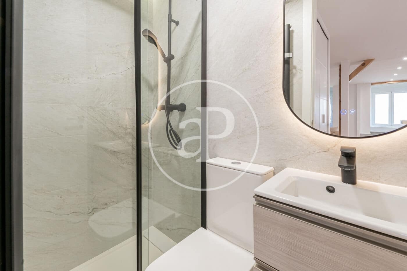 2 sovrum Lägenhet till salu i Madrid stad - 965 000 € (Ref: 9367515)