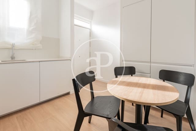 3 camera da letto Appartamento da affittare in Palacio, Madrid città - 2.250 € (Rif: 9372006)