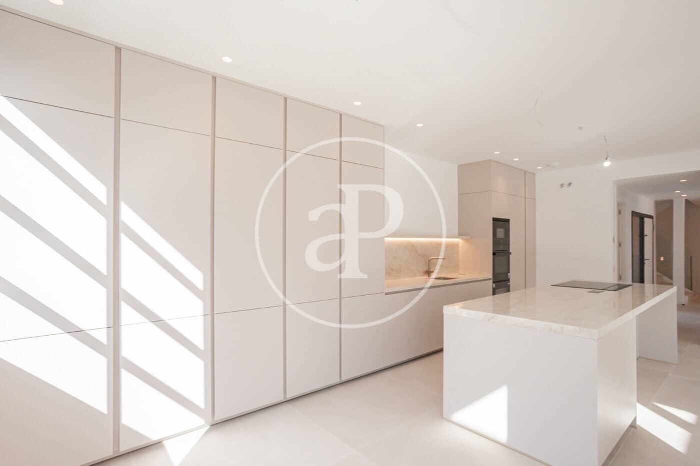 4 makuuhuone Huvila myytävänä paikassa Madrid kaupunki mukana uima-altaan - 2 995 000 € (Ref: 9372007)