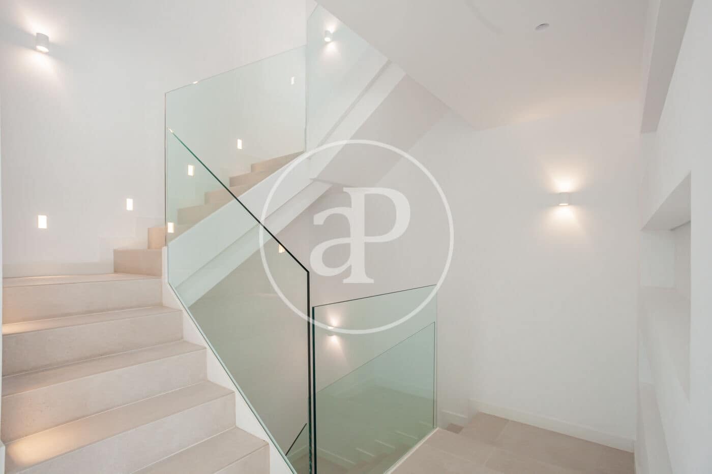 4 makuuhuone Huvila myytävänä paikassa Madrid kaupunki mukana uima-altaan - 2 995 000 € (Ref: 9372007)