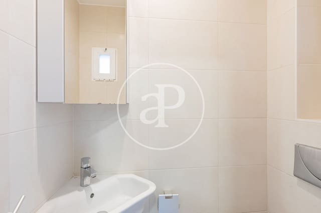 2 bedroom Apartment for rent in Ventas, Madrid city - € 1,600 (Ref: 9372008)