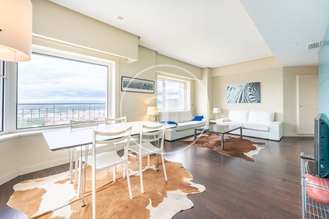 2 soveværelse Lejlighed til leje i Argüelles, Madrid by med swimmingpool - € 3.200 (Ref: 9372012)