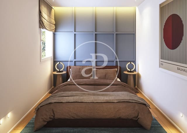 3 bedroom Apartment for sale in Pacífico, Madrid city - € 850,000 (Ref: 9372014)