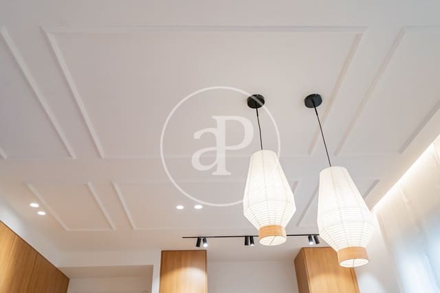 3 soveværelse Lejlighed til salg i Pacífico, Madrid by - € 850.000 (Ref: 9372014)