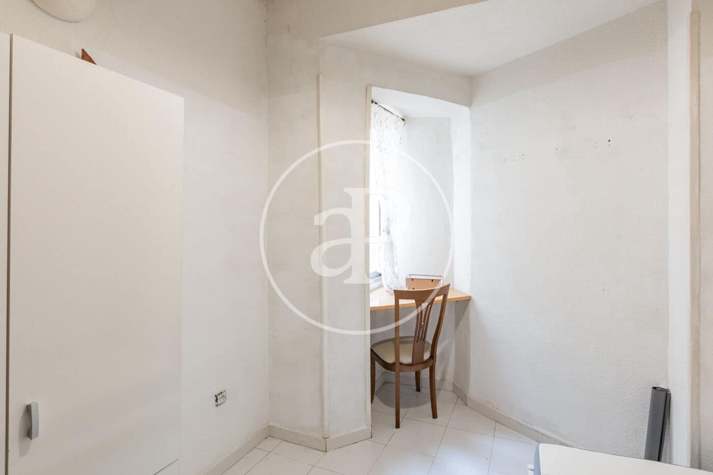 4 soveværelse Lejlighed til leje i Madrid by - € 2.700 (Ref: 9375343)