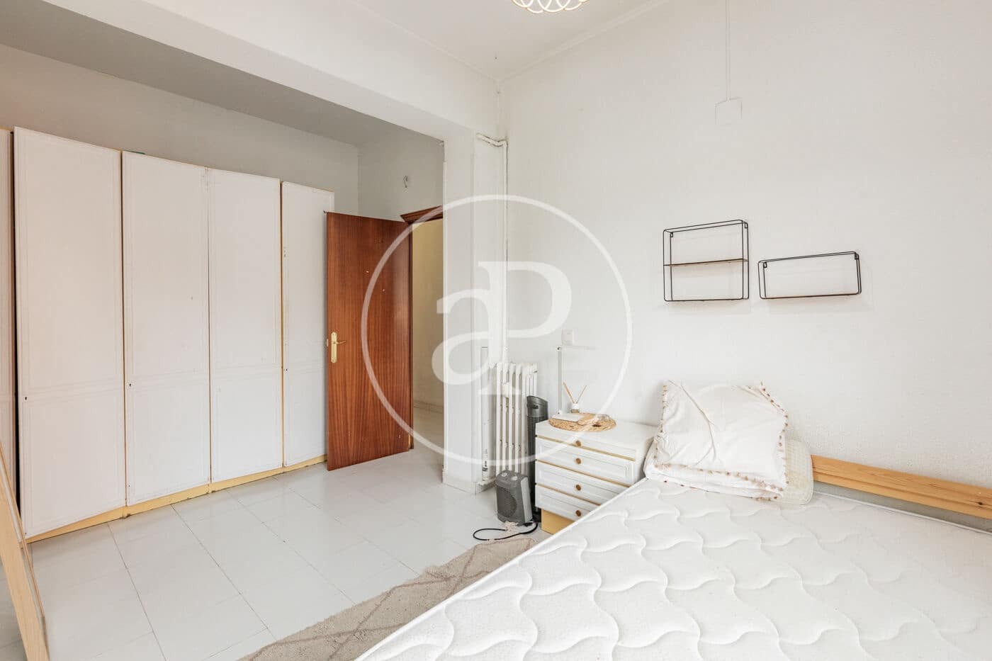 4 soveværelse Lejlighed til leje i Madrid by - € 2.700 (Ref: 9375343)