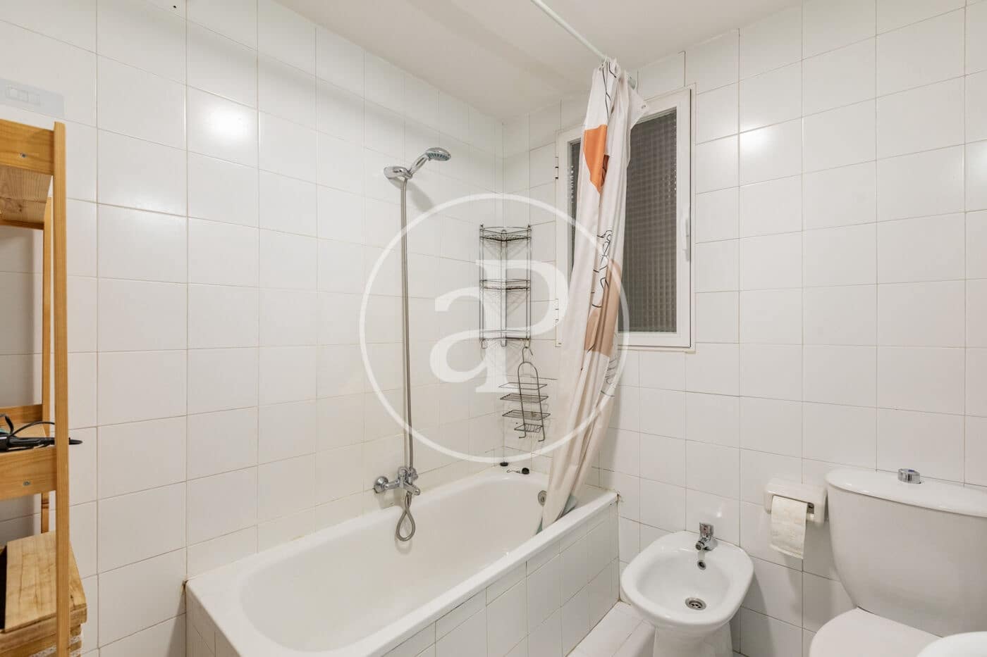 4 soveværelse Lejlighed til leje i Madrid by - € 2.700 (Ref: 9375343)